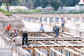 Yeraltı Otoparkı Yetişecek