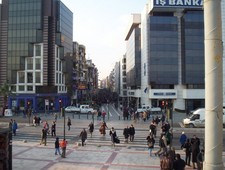 Karşıyaka Yağmur Suyundan Kurtuluyor
