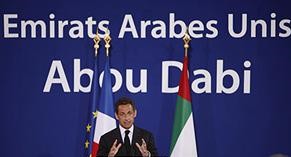 Sarkozy Abu Dabi'de Louvre'un Temelini Attı