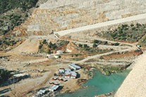 Gördes Barajı'ndan 2010'da Su Gelecek