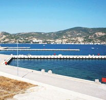 Foça'da Balıkçı Barınağı Krizi