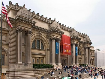 Metropolitan'a 'Koç'tan İki Galeri