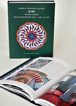 Anadolu Toprağının Hazinesi: Çini / Osmanlı Dönemi