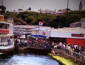 Eminönü'ndeki Kadıköy İskelesi Yenileniyor