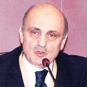 Başbakan Hakaret Ediyor, Ayda 650 Milyon Liralık İş Yapıyoruz