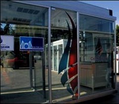 Roman Çiçekçilerin 'Büfe' Tepkisi