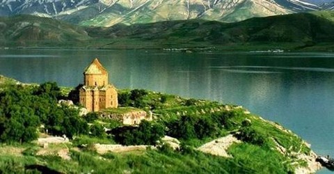 25 Yıl Boyunca Geceleri Aydınlık Olacak