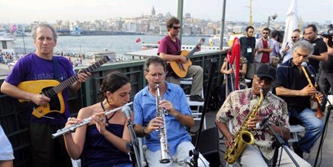 Üst Geçitte İstanbul'u Çaldılar!