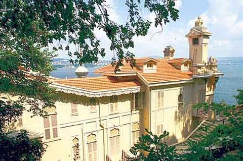 Huber Köşkü Yenileniyor
