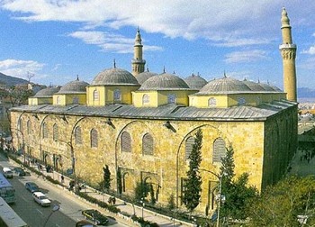 Ulucami'de Onarım Çalışmaları Bitiyor