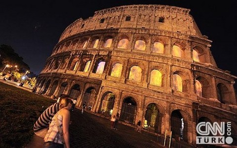 Colosseum Yanıyor!..
