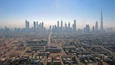 Basra Körfezi'ndeki Vaha Kirlilikle Boğuşuyor