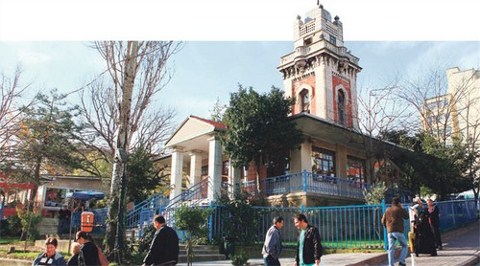 Sultan 2. Abdülhamit'in Yadigârı Saat Kulesi Kurtuluyor