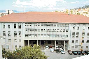 Bale Sanatçılarının Binası Satışı Çıktı