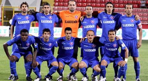 Karabük'ün Göğsünde Fabrika Sırtında Sendika Var