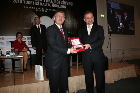 Adell Armatür Tüketici Zirvesinden Kalite Ödülüyle Döndü