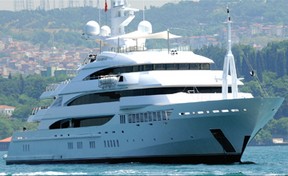Hintli Milyarder Mittal'in Teknesi Göz Kamaştırıyor