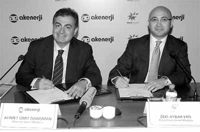 Akenerji, Polat'ın 'Rüzgâr'ını Aldı