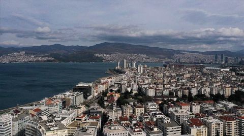 Buca'da 15 Katlı İmar Planına Aykırı Ruhsat İptal Edildi