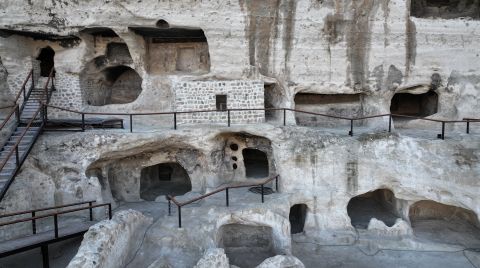 Hasankeyf’teki 5 Bin Yıllık Mağaralardan 10’u Turizme Açılıyor