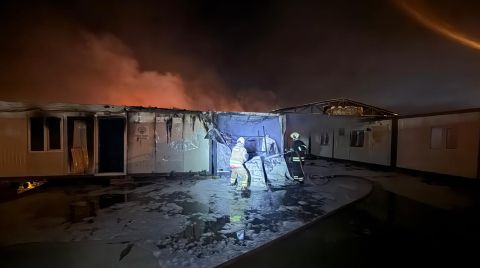 Hatay'da Konteyner Kentte Yangın