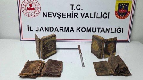 Nevşehir’de Tarihi Eser Niteliği Taşıdığı Değerlendirilen 2 Tevrat Ele Geçirildi