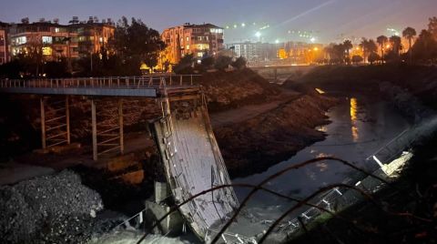 Hatay'da Köprü Çöktü