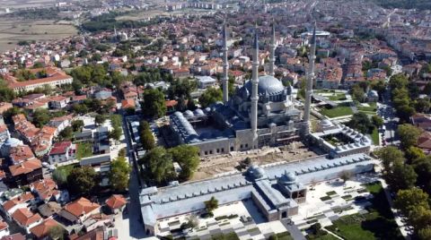 Selimiye Camisi’nin Hâlâ Ziyarete Açılamaması Tepki Topluyor