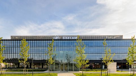 Şişecam, ZEvRA Projesinde Döngüsel Araç Prototipi için Tavan Camı Geliştirecek