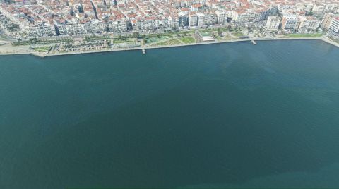 “İzmir’de Körfez Kirletiliyor, Belediyeye Denetleme Yetkisi Verilmiyor”
