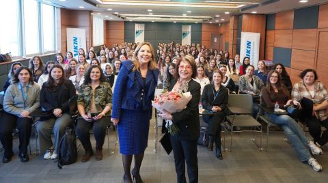Daikin Türkiye’de Gülseren Budayıcıoğlu ile İlham Veren 8 Mart Buluşması
