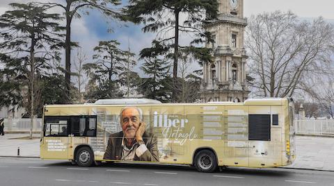 İlber Ortaylı için İETT'den Özel Saygı Otobüsü