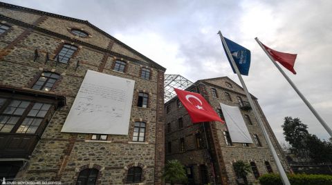 Meslek Fabrikası’na Polis Baskını