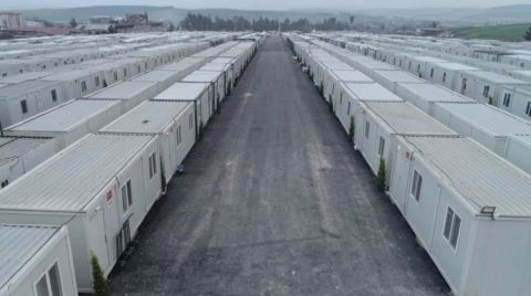 Konutlar Teslim Edilmeden Konteynerler Boşaltılıyor
